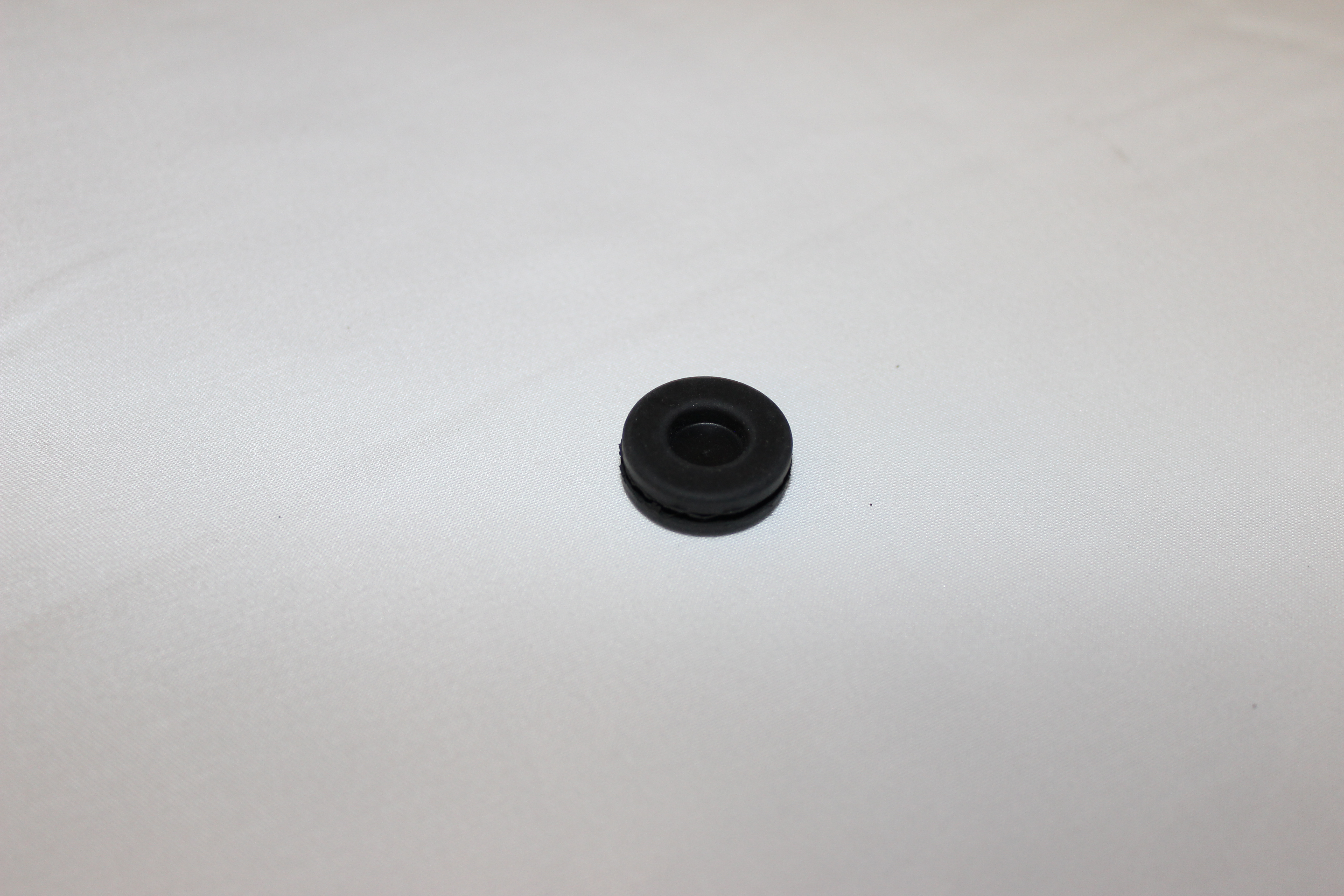 Durchführungsgummi hinten am Gaszug