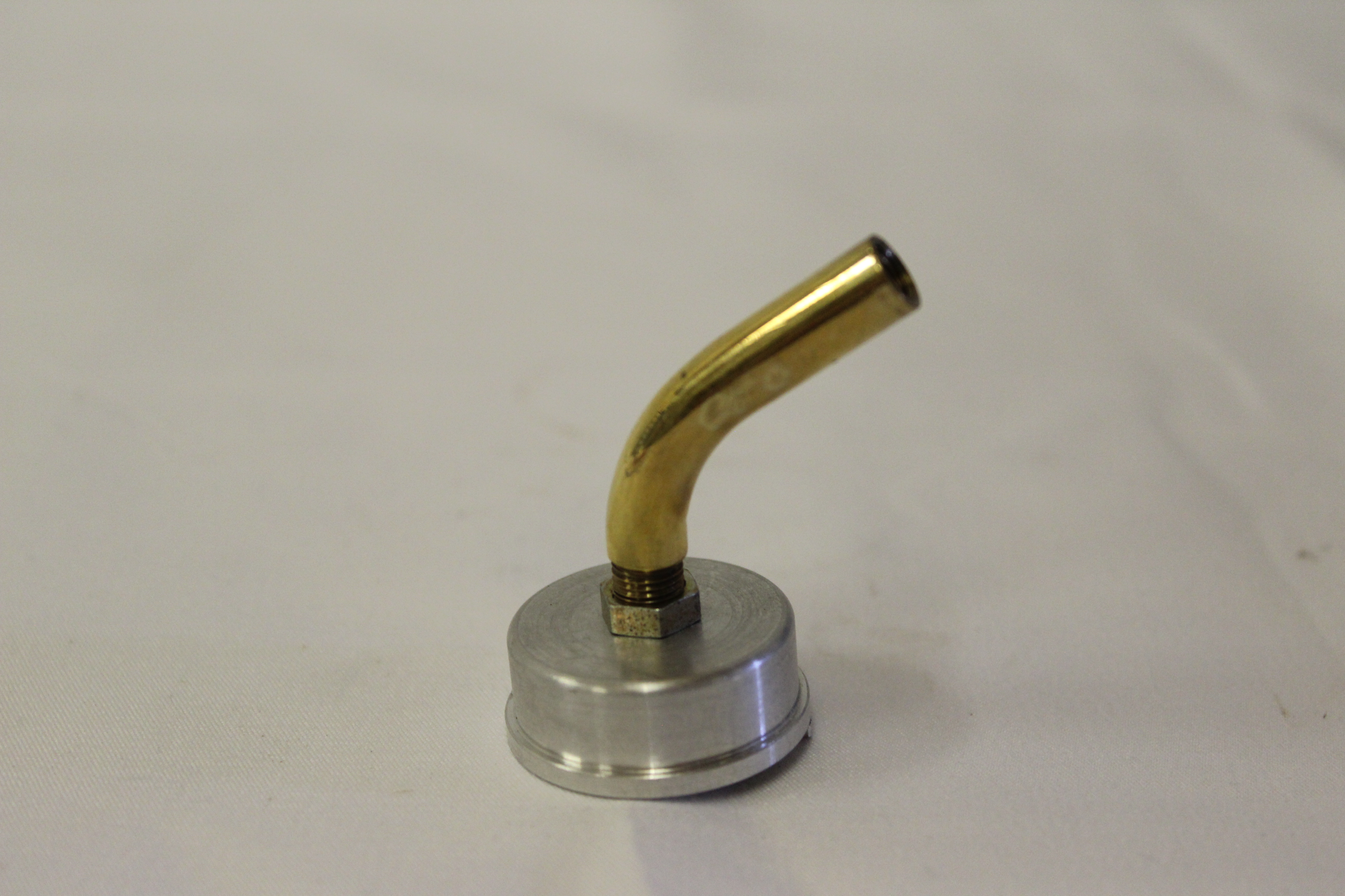 Deckelplatte kpl. (Platte, Röhrchen, Mutter)