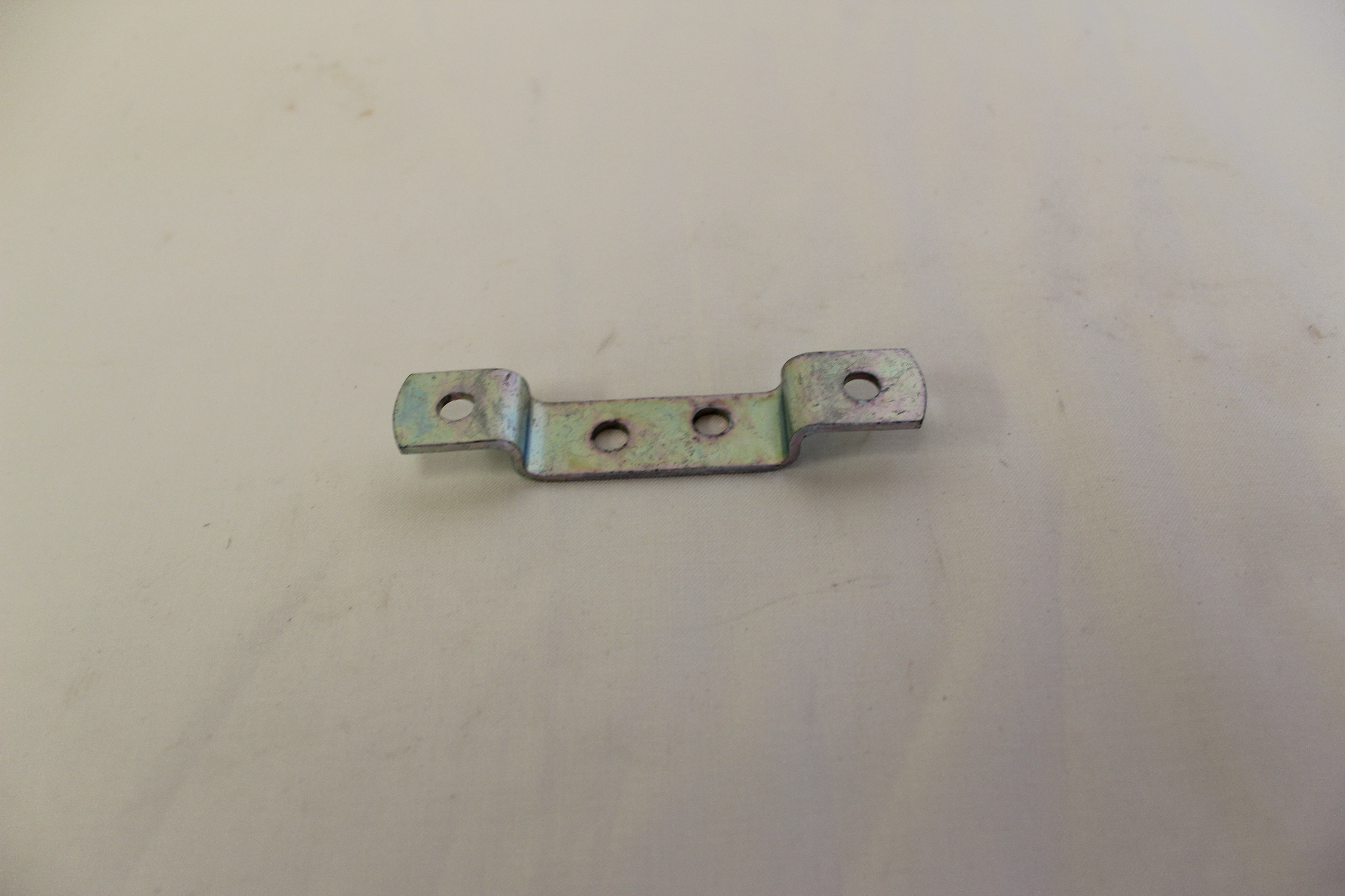 Befestigungswinkel für Zündspule