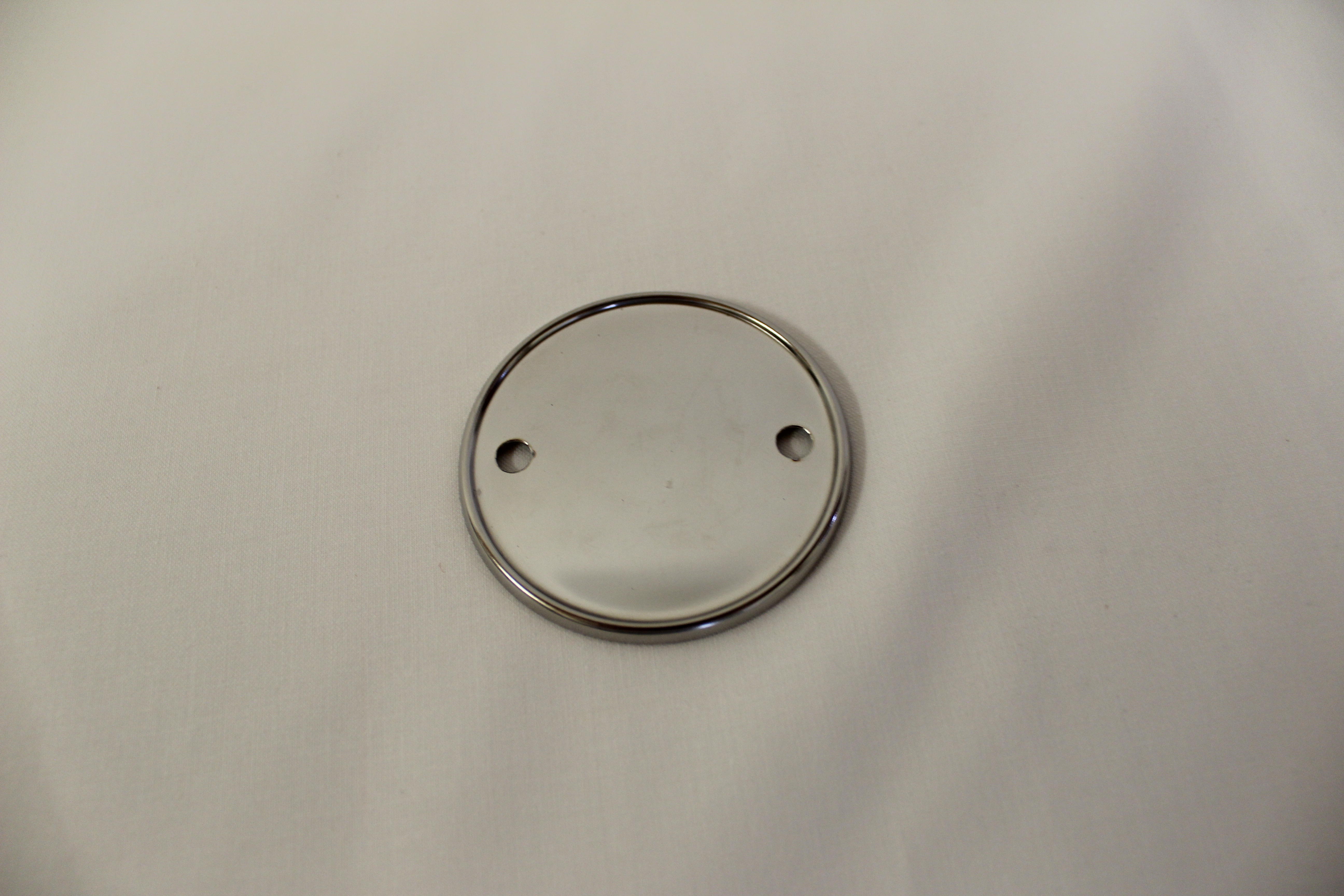 Chromunterlage unter BMW Plakette