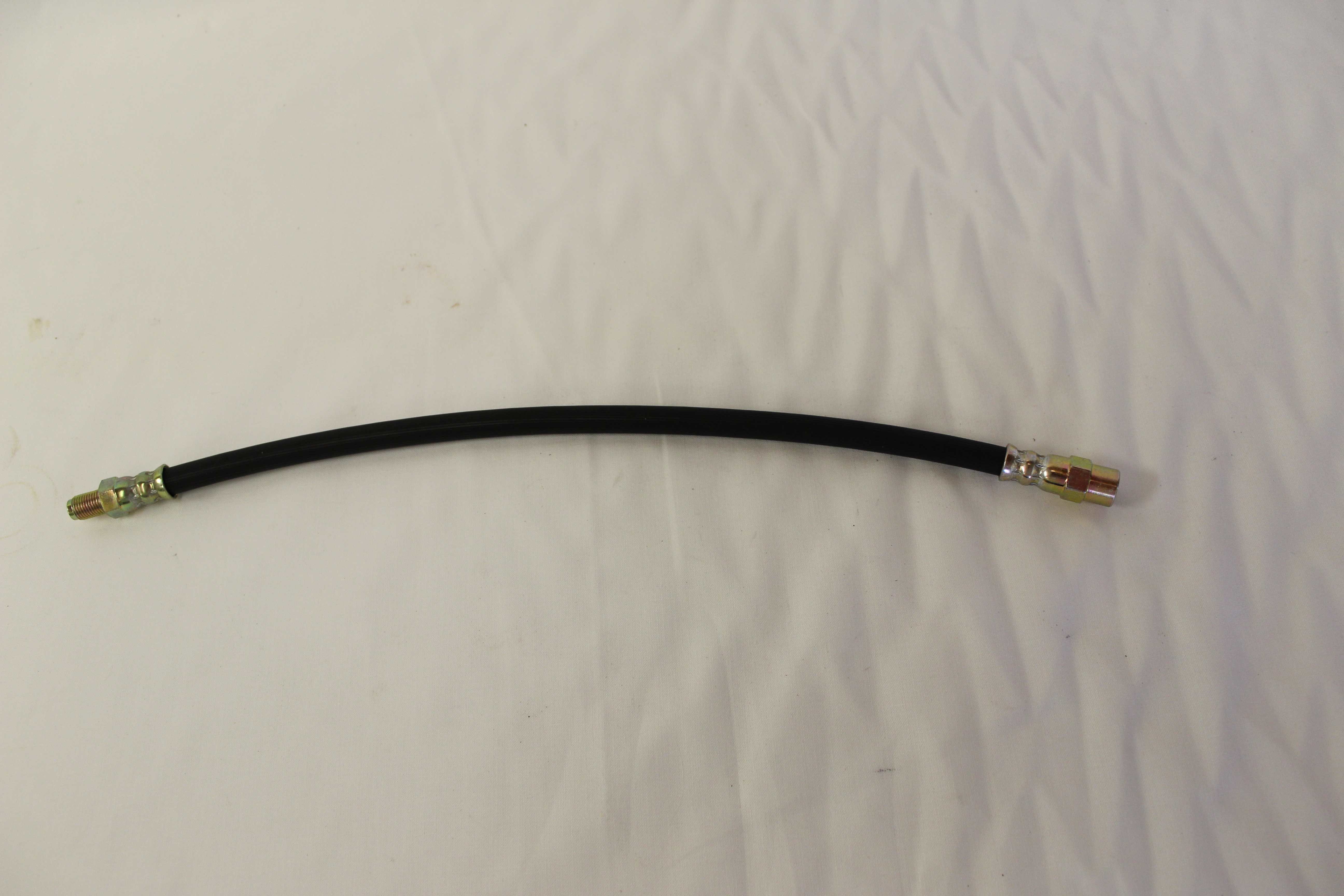 Bremsschlauch hinten rechts gleich wie 5/071