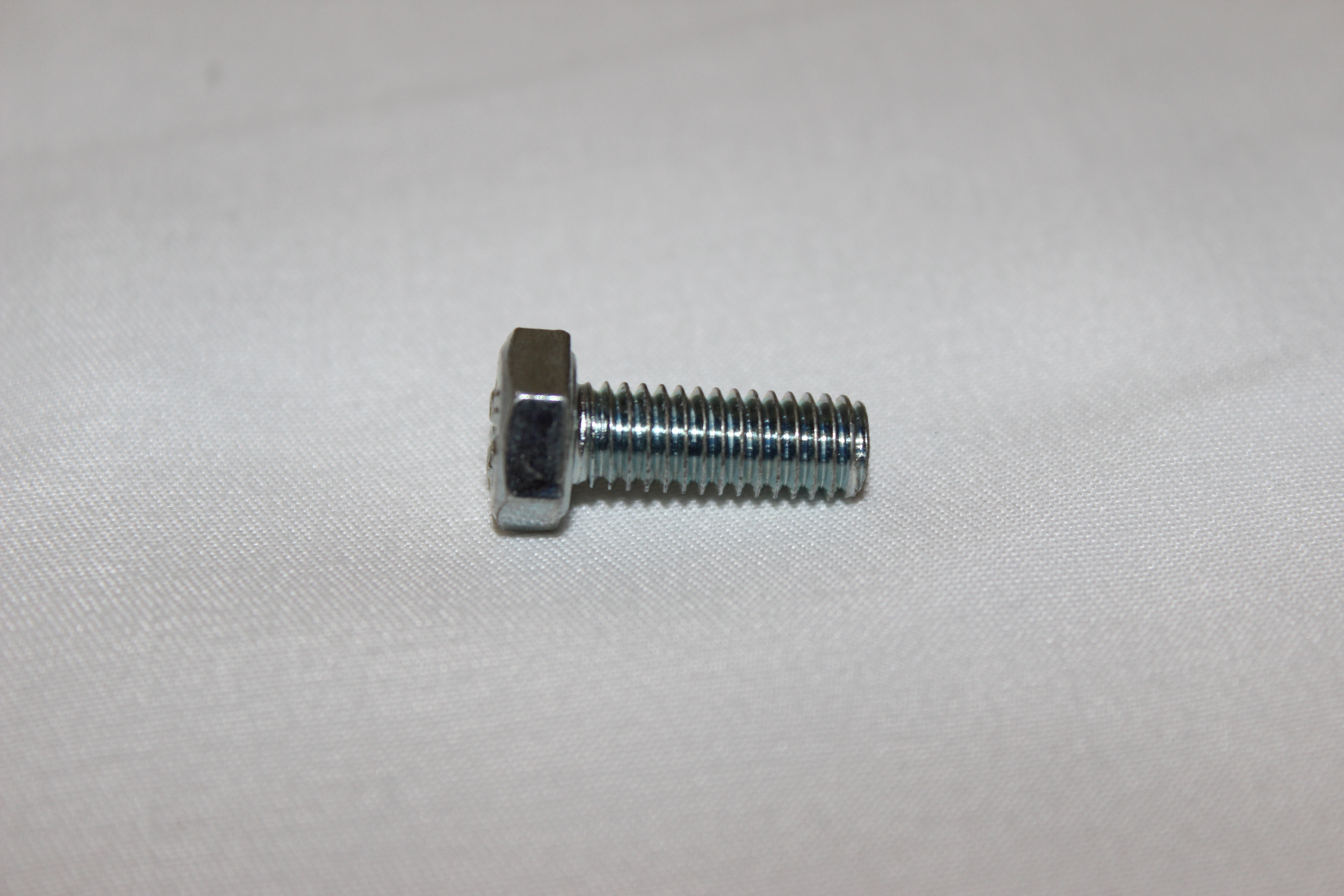 Sechskantschraube M6 x 15