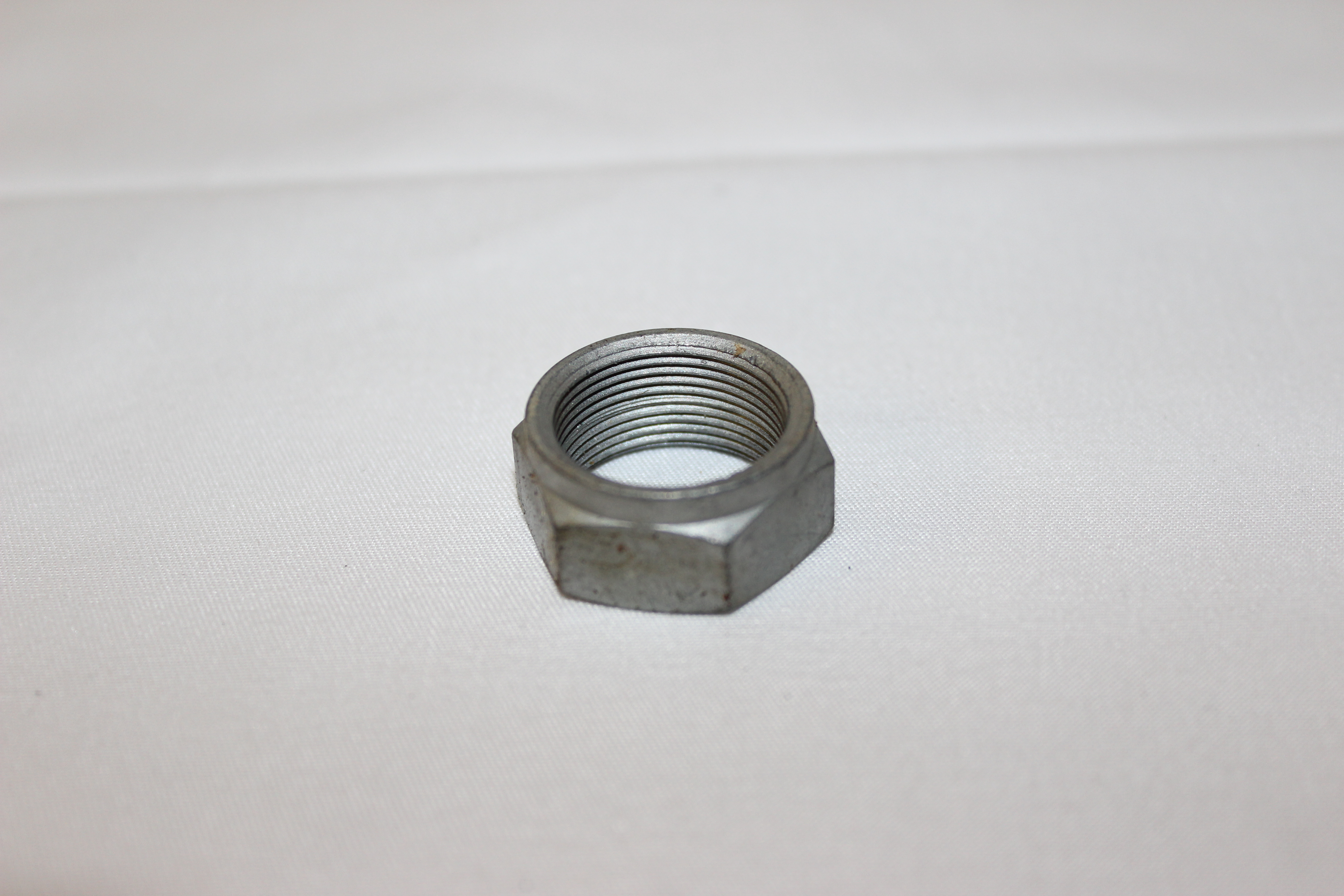 Mutter für Benzinhahnnachbau