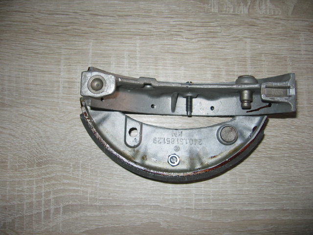 Bremsbacken hinten aufgeklebt 2 Stück Druckstück