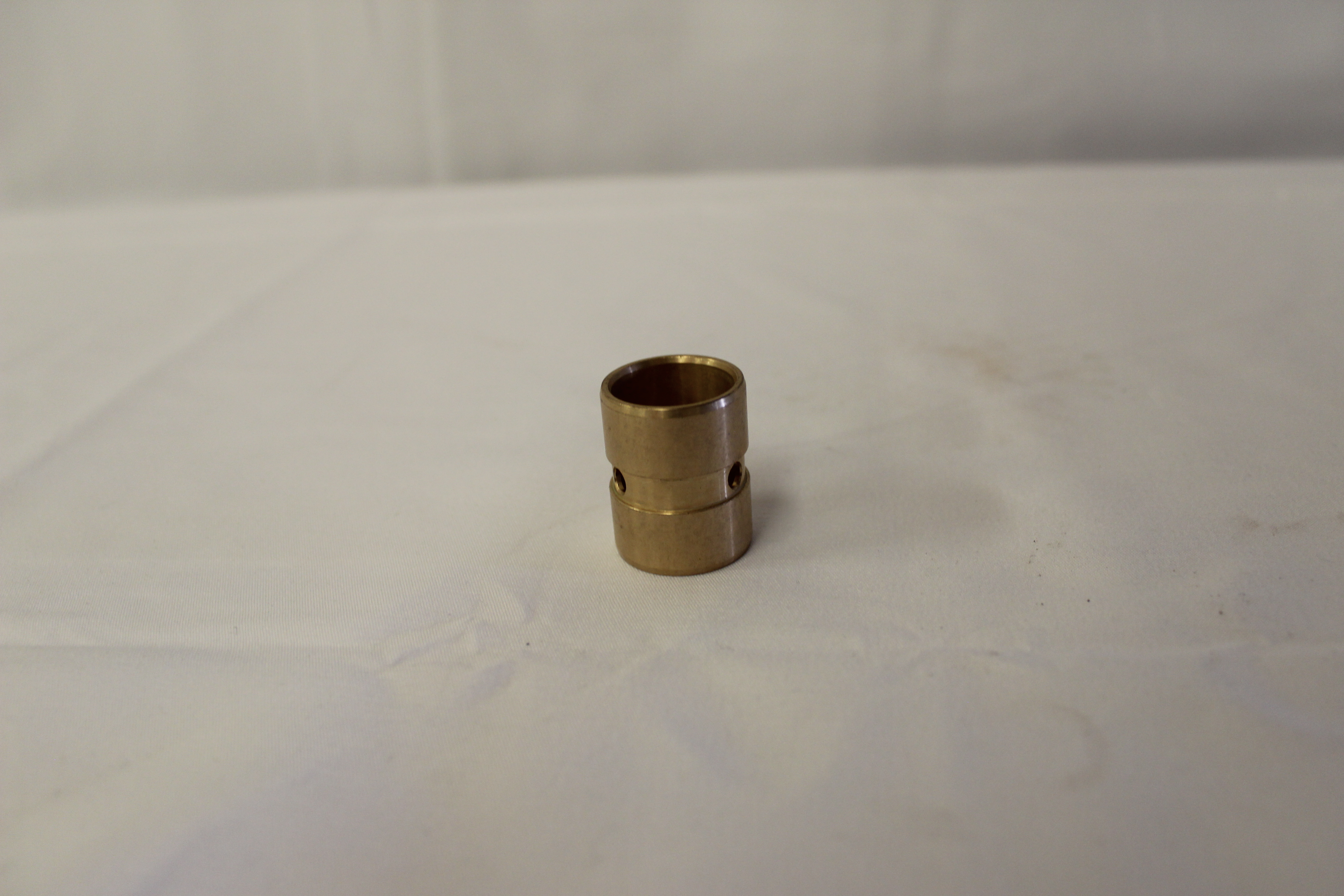 Buchse, unten Achsschenkelbolzen