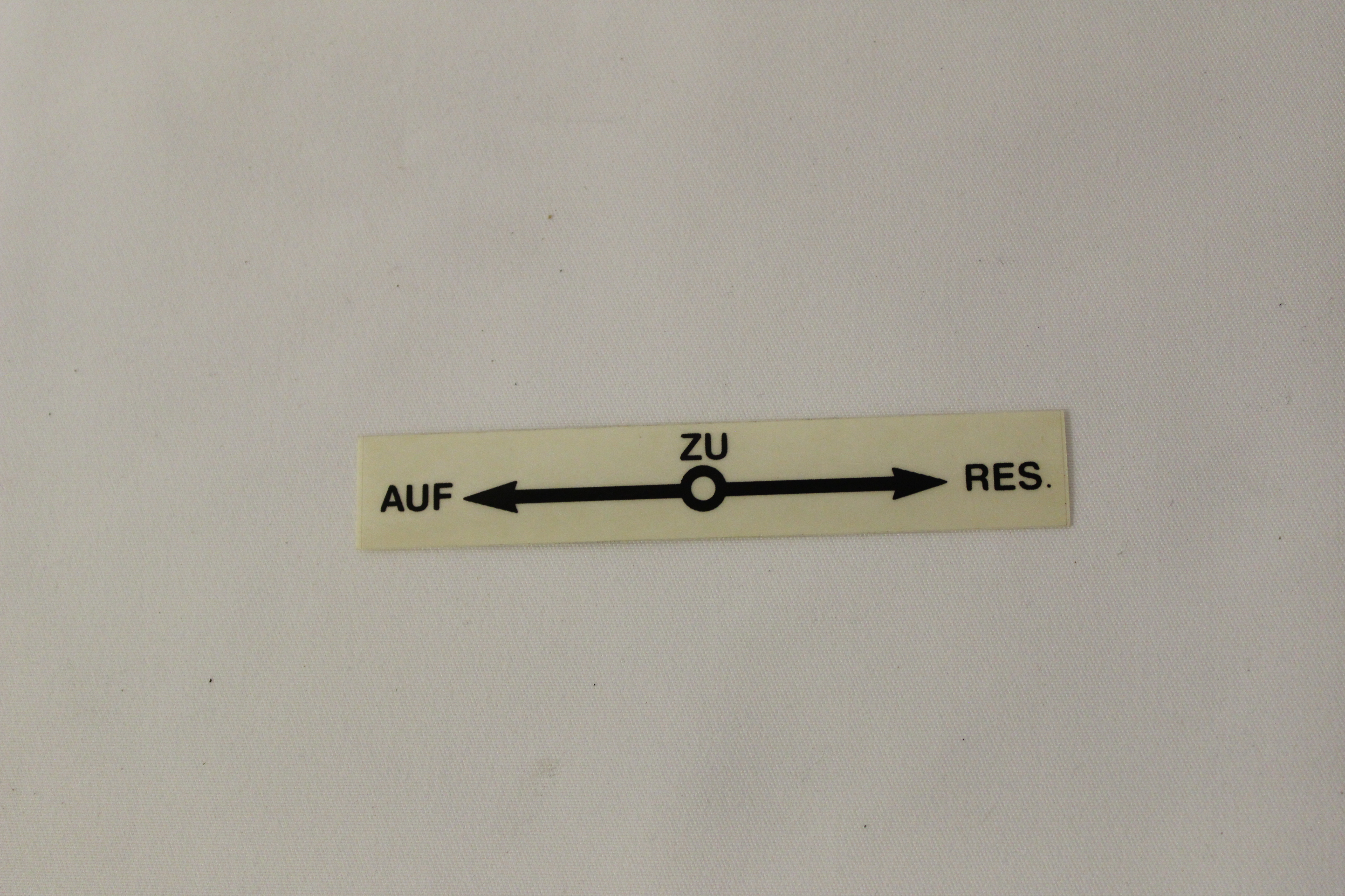 Abziehbild für Kraftstoffhahnbetätigung