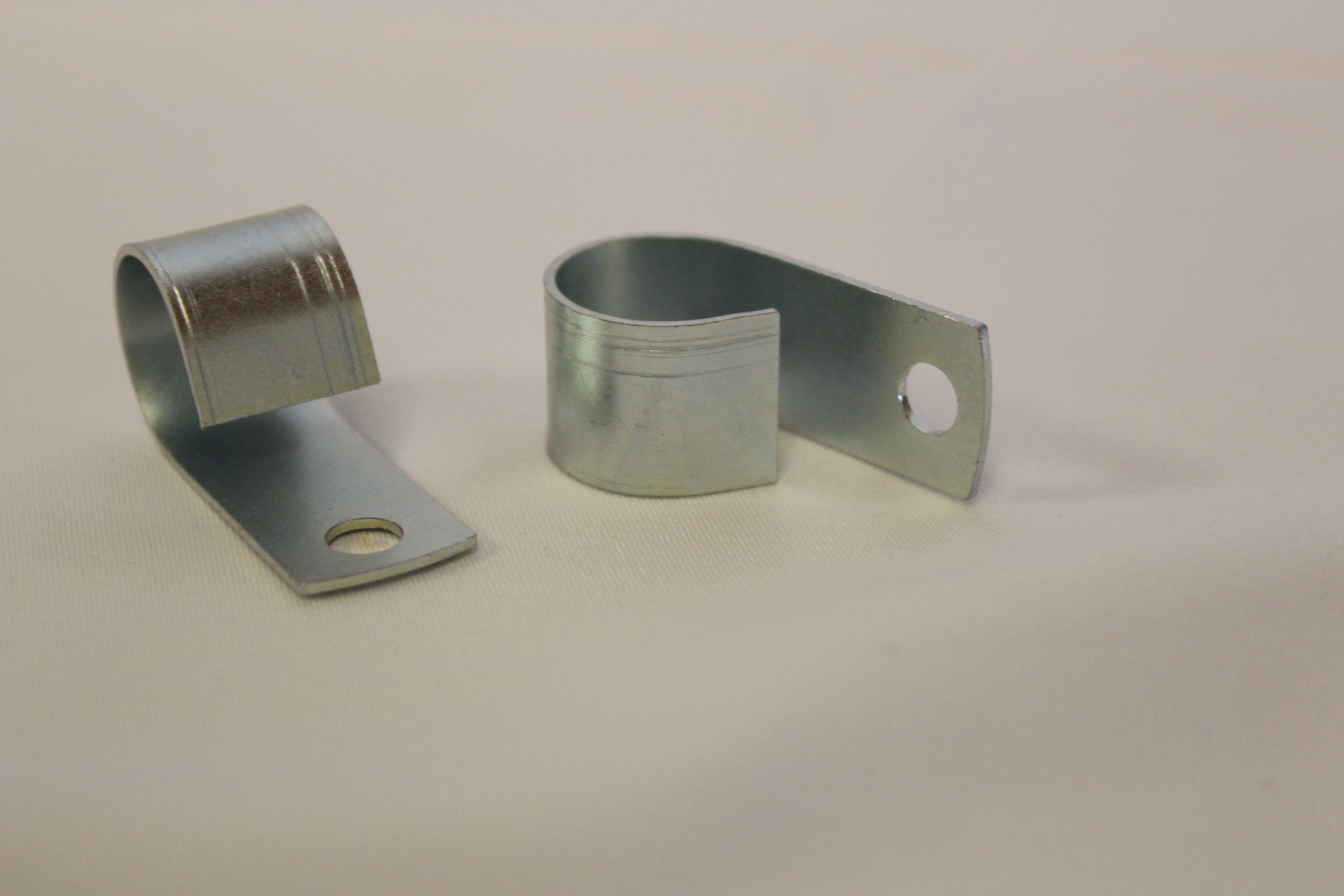 Halteschelle Entlüfterschlauch