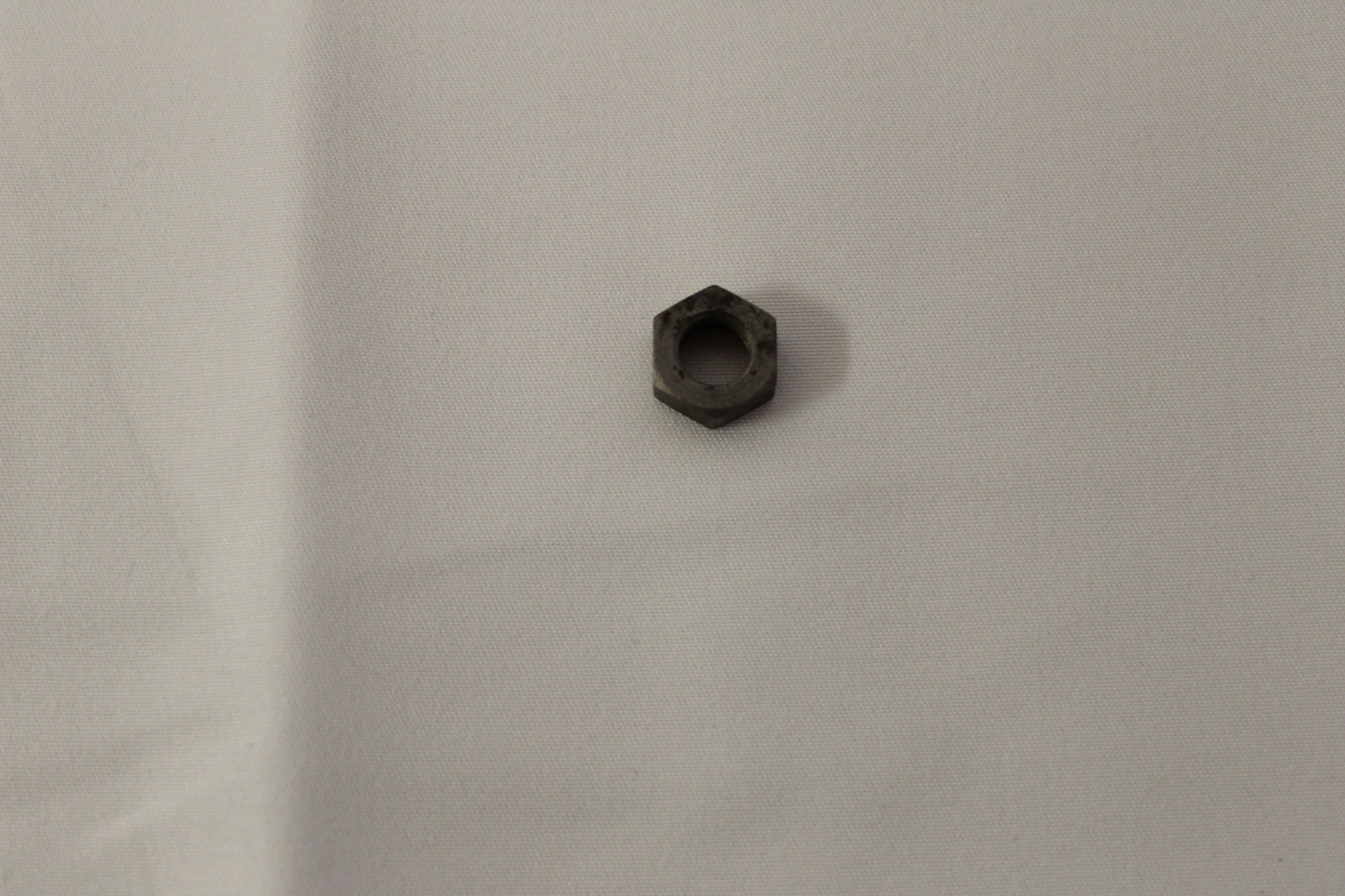 Mutter SW 12 für Einstellschraube